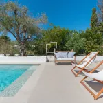 Excellent 3-bedroom house for sale in Cap Martinet, Ibiza 5