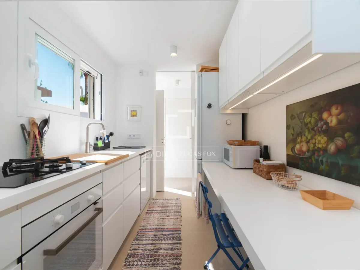 Excellent 3-bedroom house for sale in Cap Martinet, Ibiza