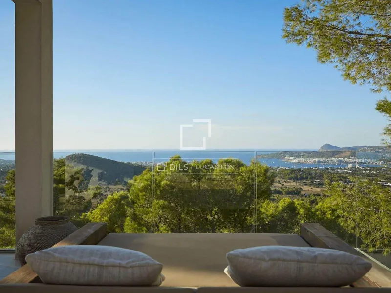 Exclusive seafront villa with sea access for sale in Ibiza Town