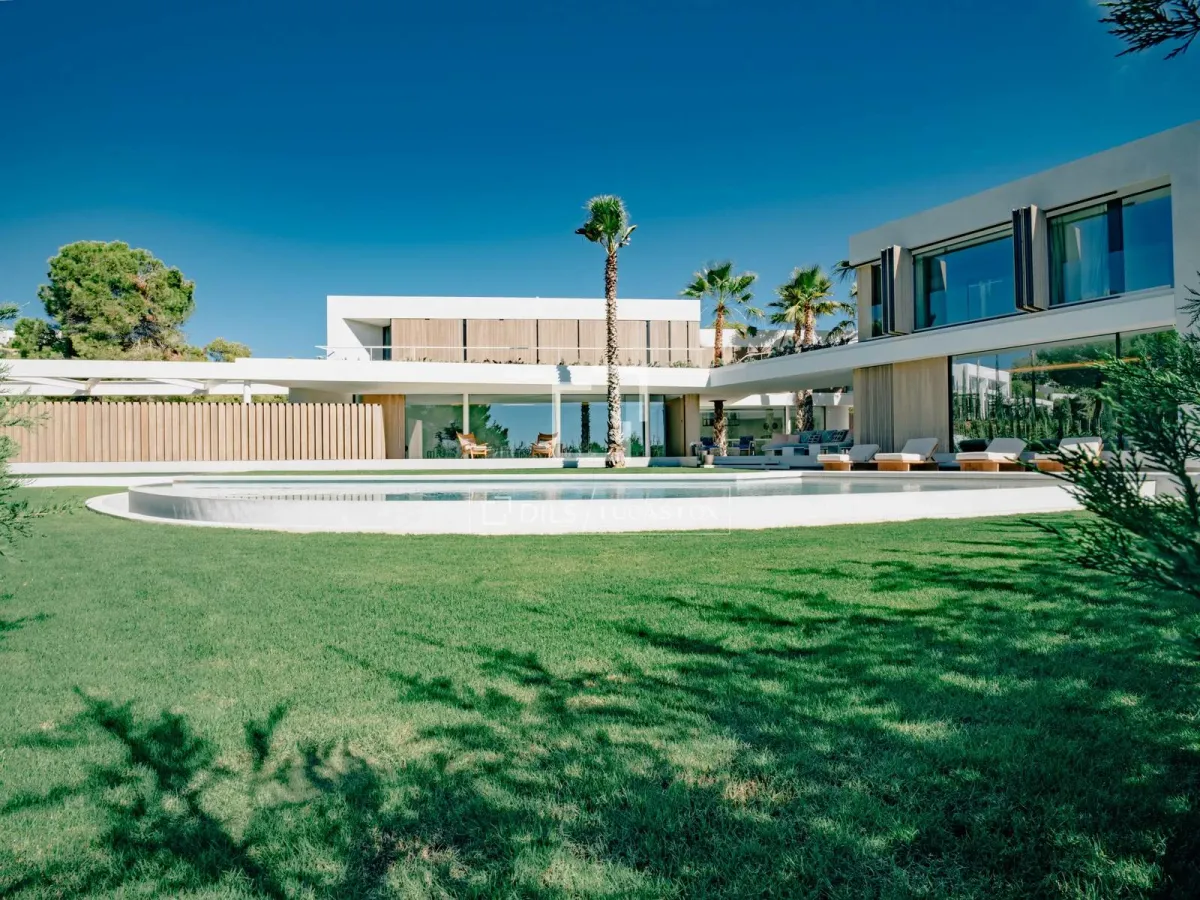 Luxurious villa for sale in Ibiza's Vista Alegre ready in Q1 2026