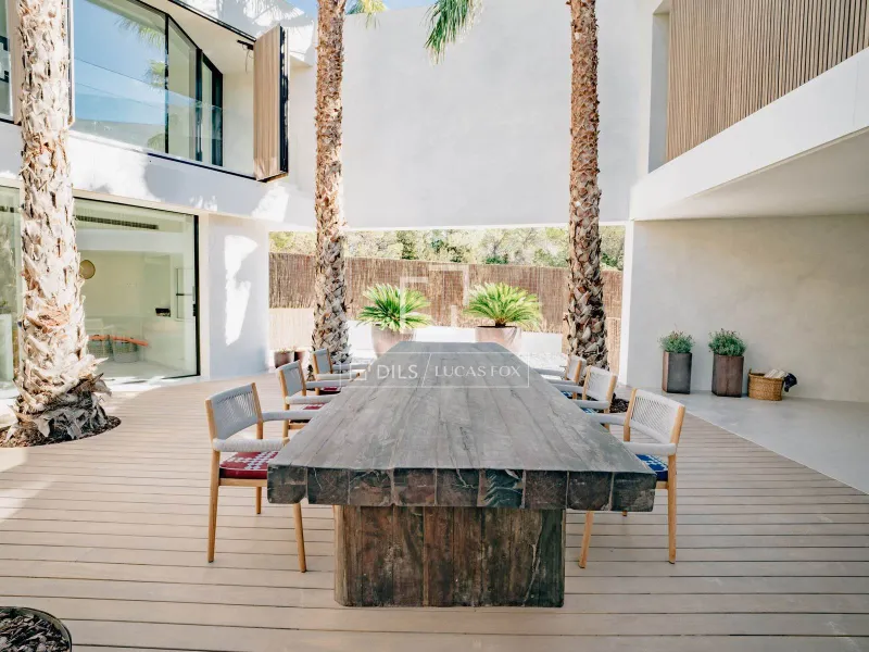 Luxurious villa for sale in Ibiza's Vista Alegre ready in Q1 2026