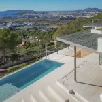 Luxury villa with breathtaking views and endless amenities for comfort and recreation 2