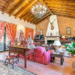 Excellent 7-bedroom country house for sale in Salinas, near Málaga 9