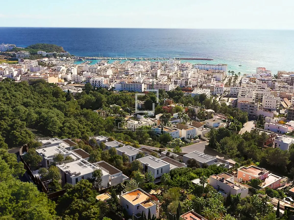 New build 5 Bedroom house / villa with 205m² garden for sale in Santa Eulalia