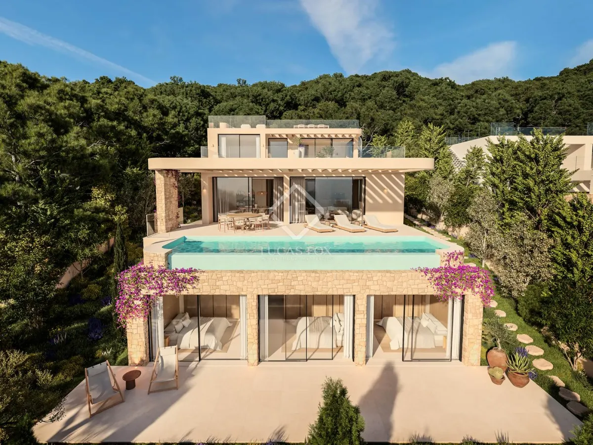 New build 5 Bedroom house / villa with 205m² garden for sale in Santa Eulalia