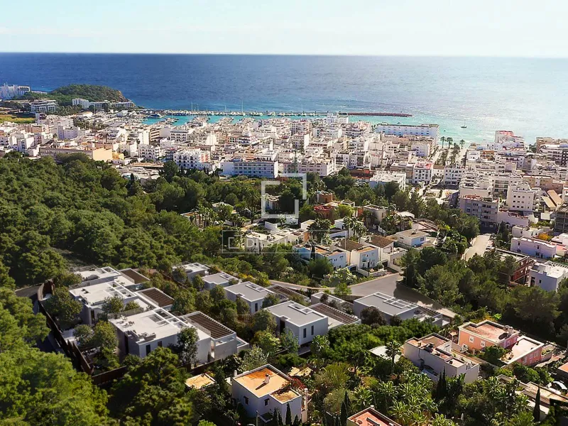 New build 4 Bedroom house / villa with 195m² garden for sale in Santa Eulalia