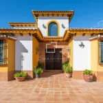 4-bedroom country house for sale in East Málaga 1