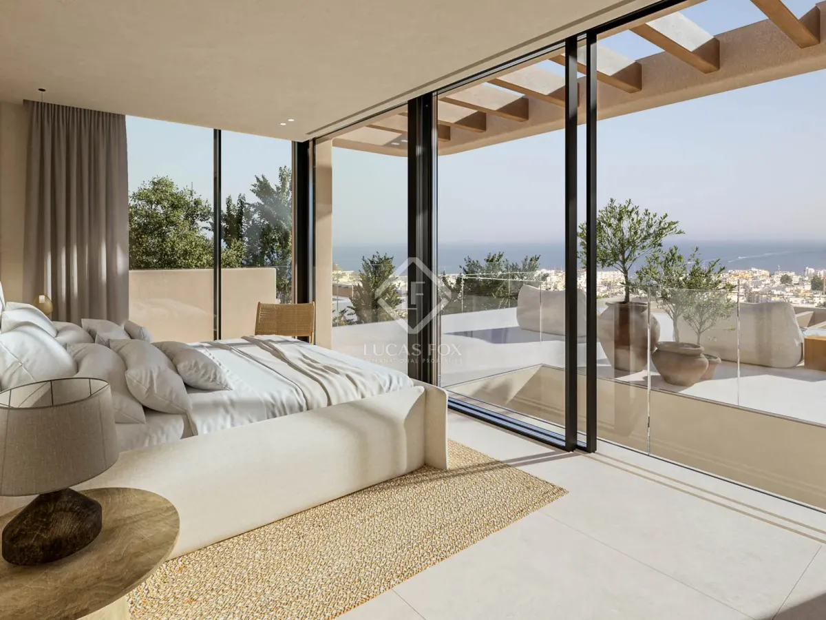 New build 4 Bedroom house / villa with 195m² garden for sale in Santa Eulalia