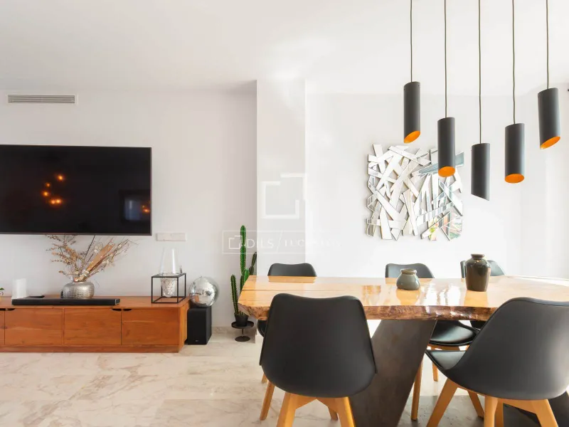 Excellent 2-bedroom penthouse for sale close to Ibiza Town