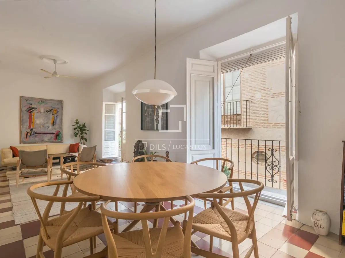 Excellent 8 Bedroom house / villa for sale in soho, Costa del Sol