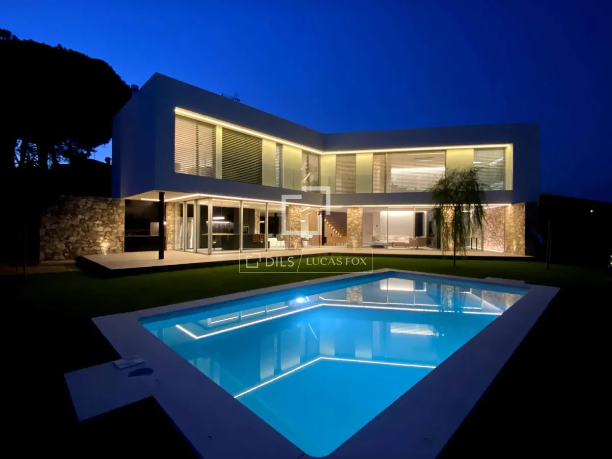 Excellent 6 Bedroom house / villa for sale in Teià, Barcelona