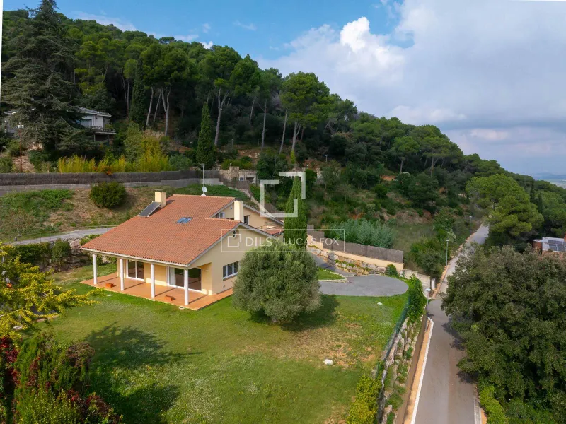 4 Bedroom house / villa for sale in Vallromanes, Barcelona