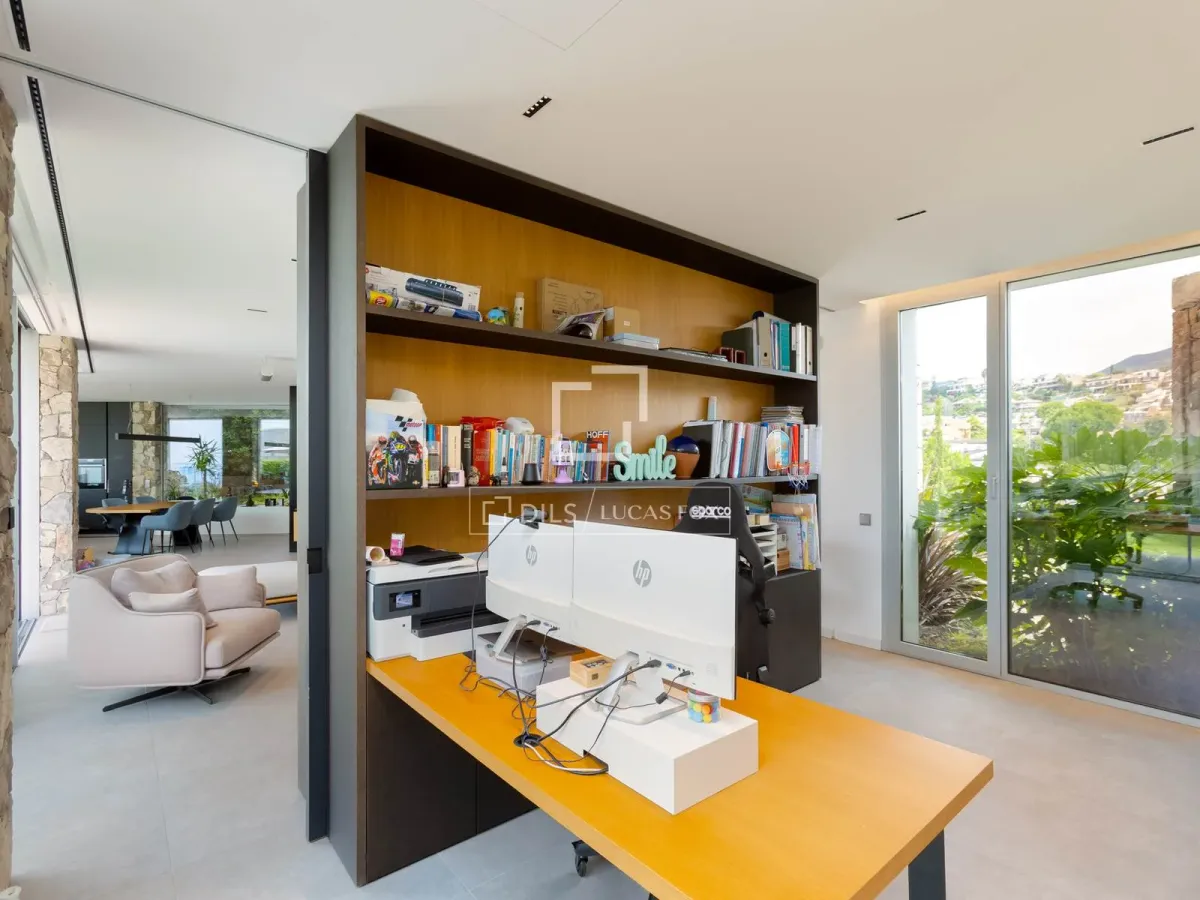 Excellent 6 Bedroom house / villa for sale in Teià, Barcelona