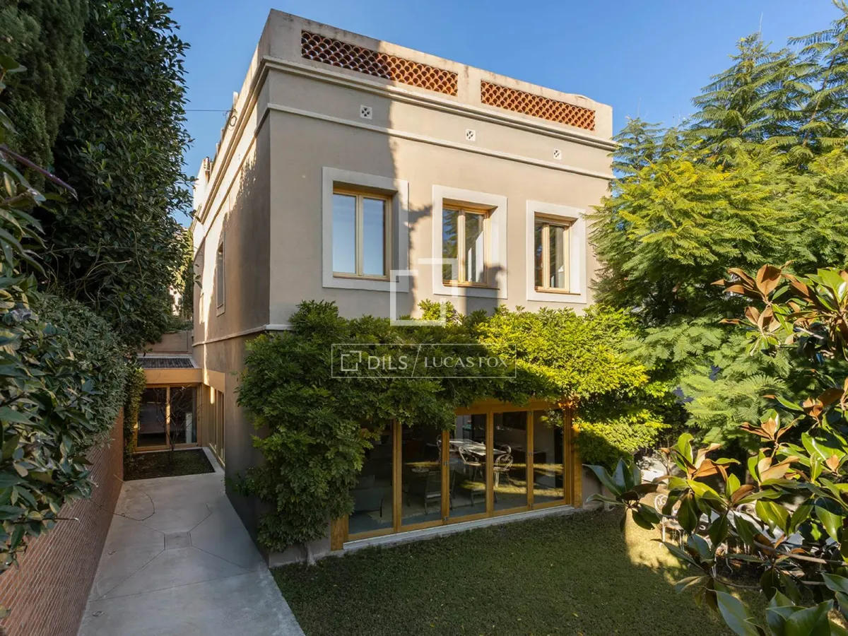 Excellent 4 Bedroom house / villa for sale in Sarrià, Barcelona
