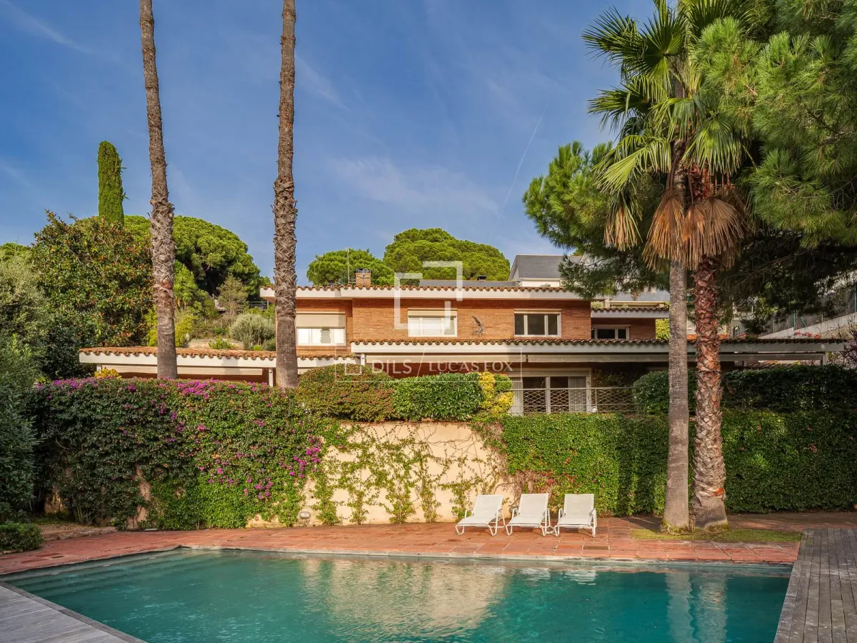 Excellent 5 Bedroom house / villa for sale in Premià de Dalt, Barcelona