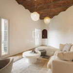 Excellent 3 Bedroom apartment with 42m² terrace for sale in Eixample Left, Barcelona 4