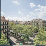 Excellent 3 Bedroom apartment with 42m² terrace for sale in Eixample Left, Barcelona 6