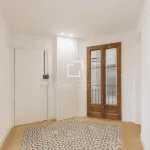 Excellent 3 Bedroom apartment with 42m² terrace for sale in Eixample Left, Barcelona 15