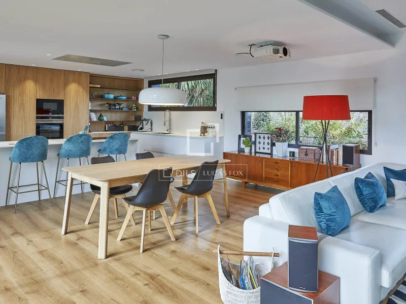 9 Bedroom house / villa for sale in Sant Vicenç de Montalt, Barcelona