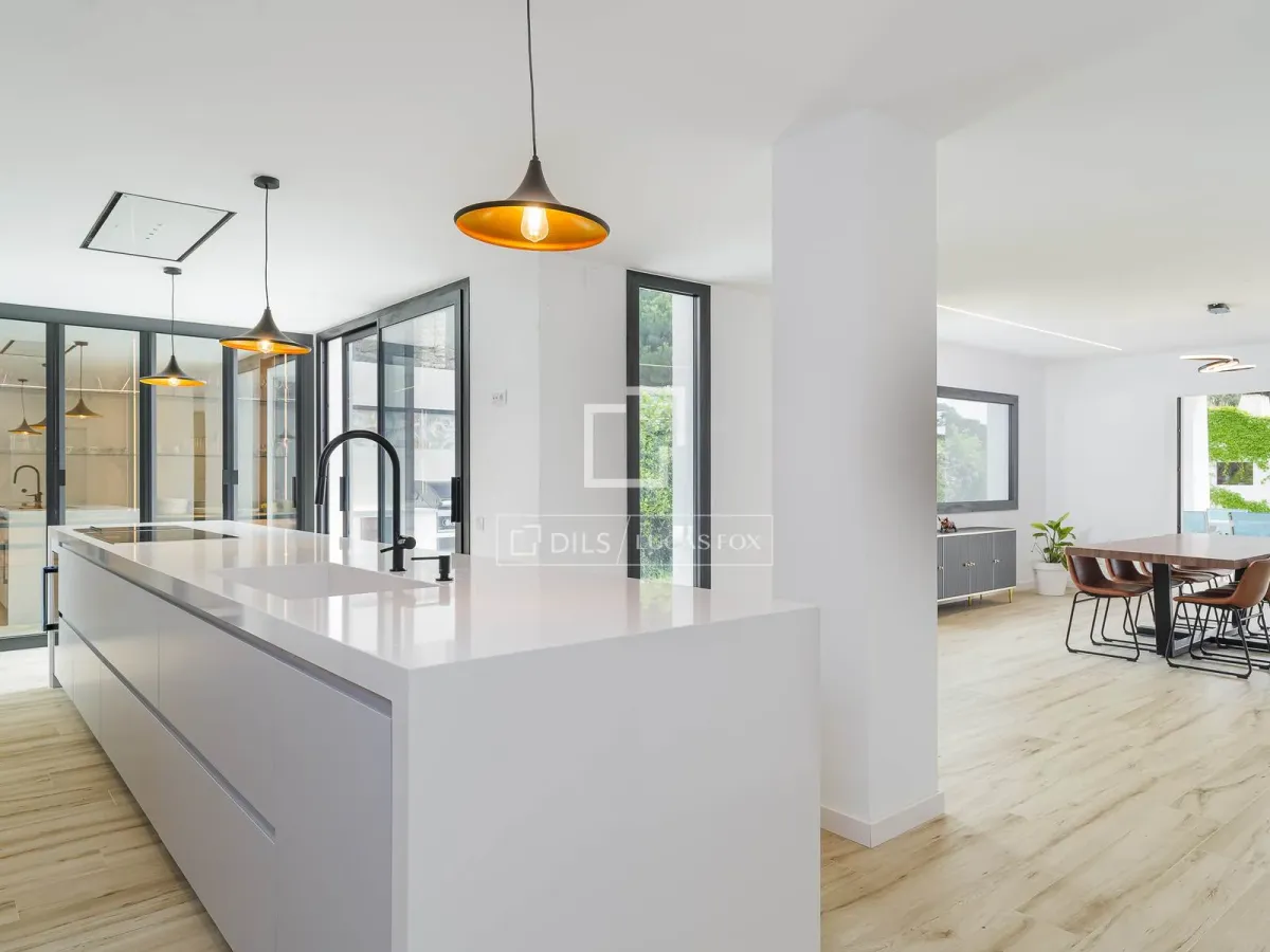 Unique property with 2 houses for sale in Sant Andreu de Llavaneres