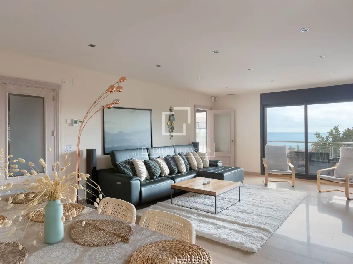 Excellent 3 Bedroom house / villa for sale in Premià de Dalt, Barcelona