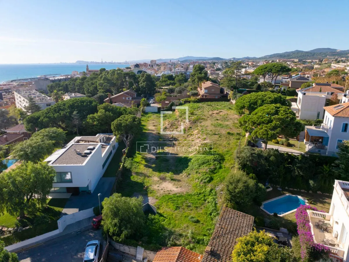 Plot for sale in Teià, Barcelona