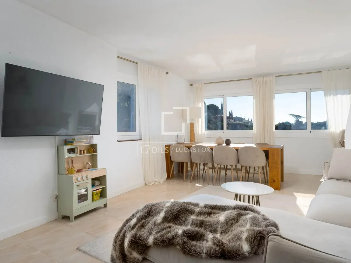 4 Bedroom house / villa for sale in Teià, Barcelona