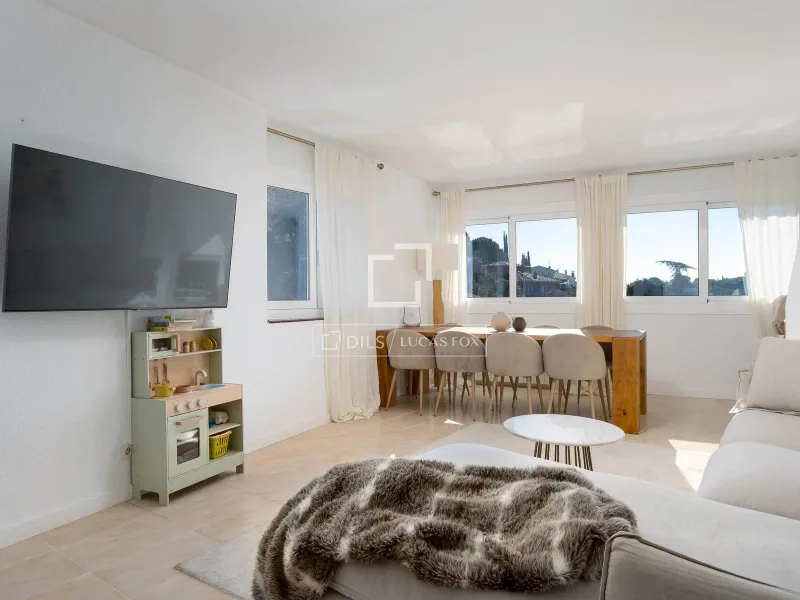 4 Bedroom house / villa for sale in Teià, Barcelona