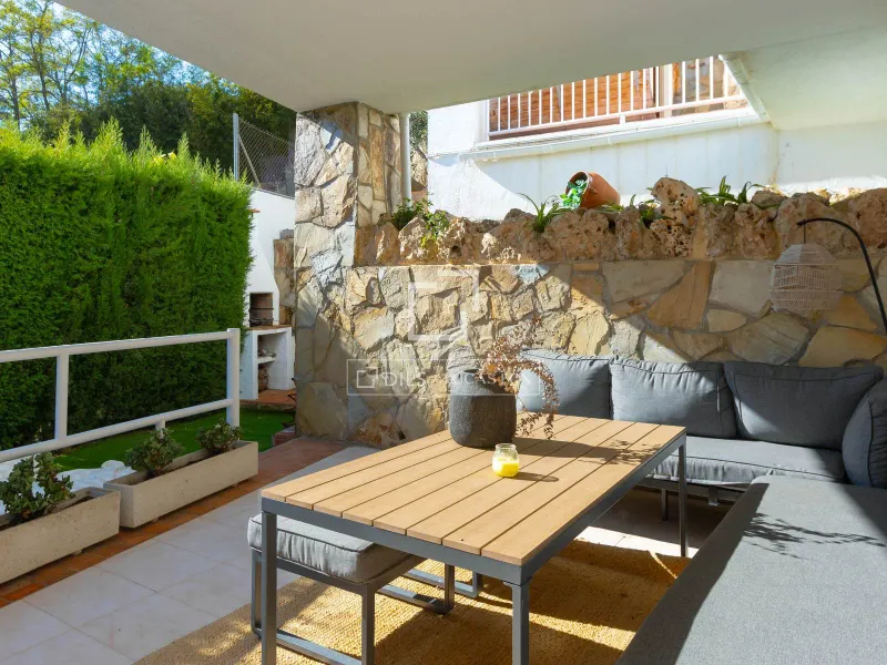 4 Bedroom house / villa for sale in Teià, Barcelona