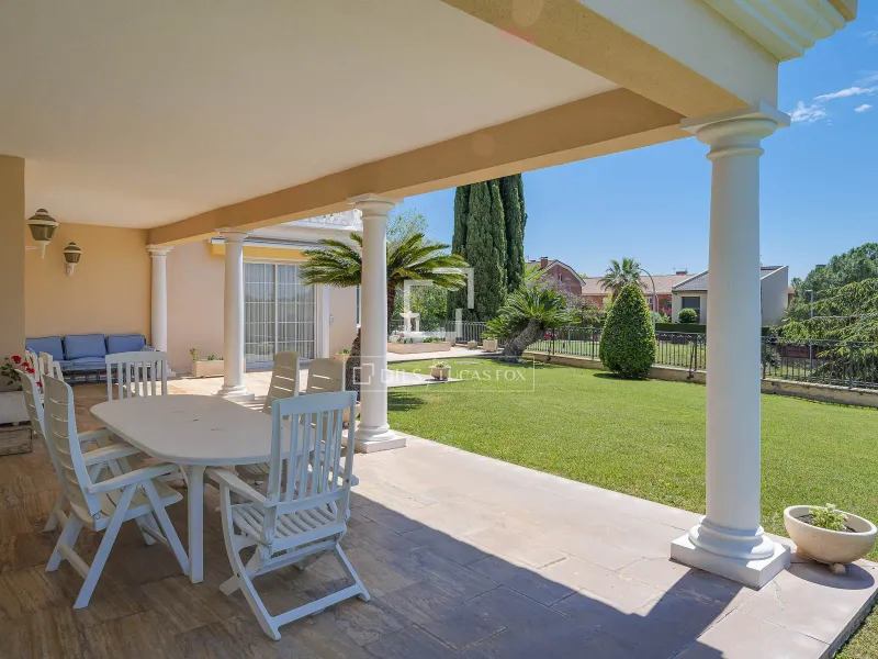 New build 4 Bedroom house / villa with 22m² terrace for sale in Vilassar de Dalt