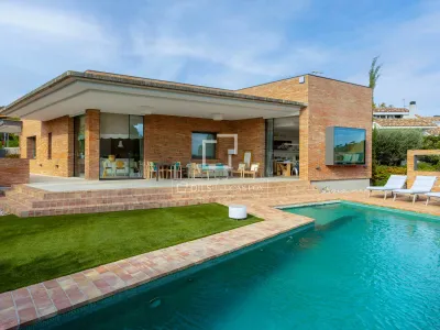 Excellent 6 Bedroom house / villa for sale in Alella, Barcelona