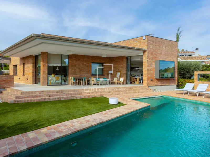 Excellent 6 Bedroom house / villa for sale in Alella, Barcelona