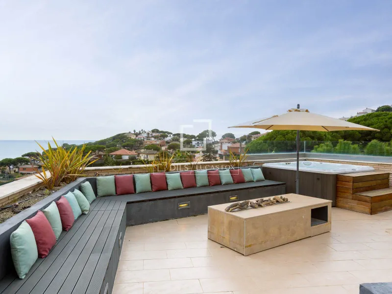 New build 4 Bedroom house / villa for sale in Premià de Dalt, Barcelona