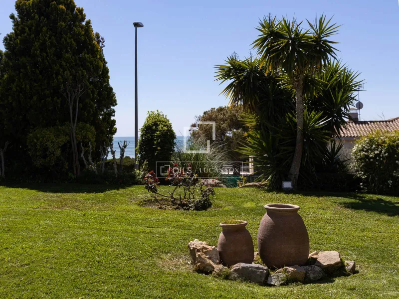 Excellent 4 Bedroom house / villa for sale in Tiana, Barcelona