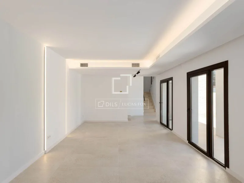 Excellent 6 Bedroom house / villa for sale in Montgat, Barcelona