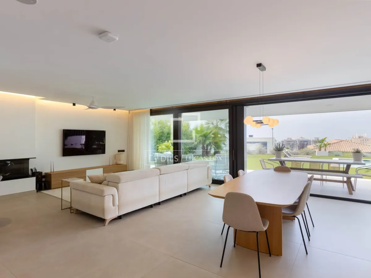 4-bedroom house for sale in Alella, Barcelona