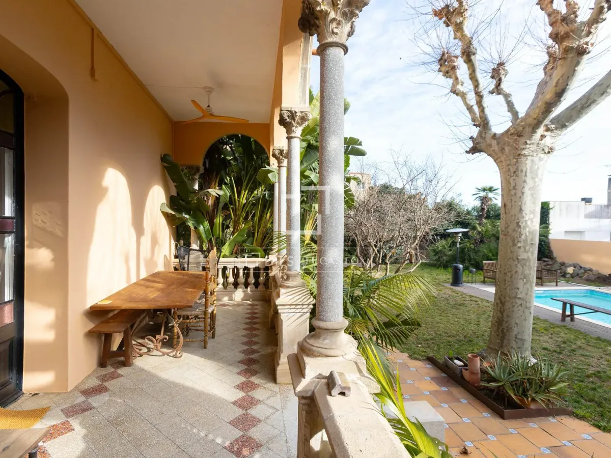 Excellent 5 Bedroom house / villa for sale in Argentona, Barcelona