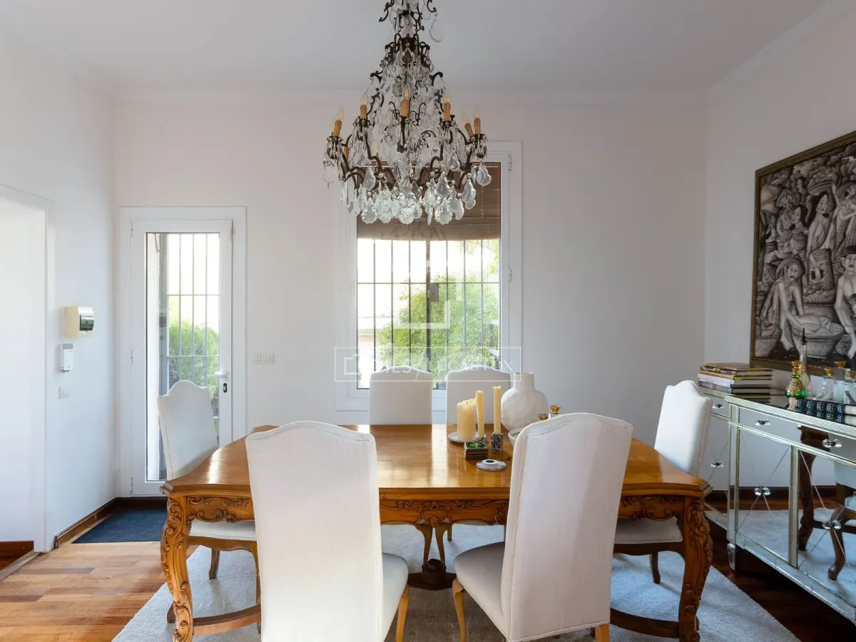 Excellent 5 Bedroom house / villa for sale in Argentona, Barcelona