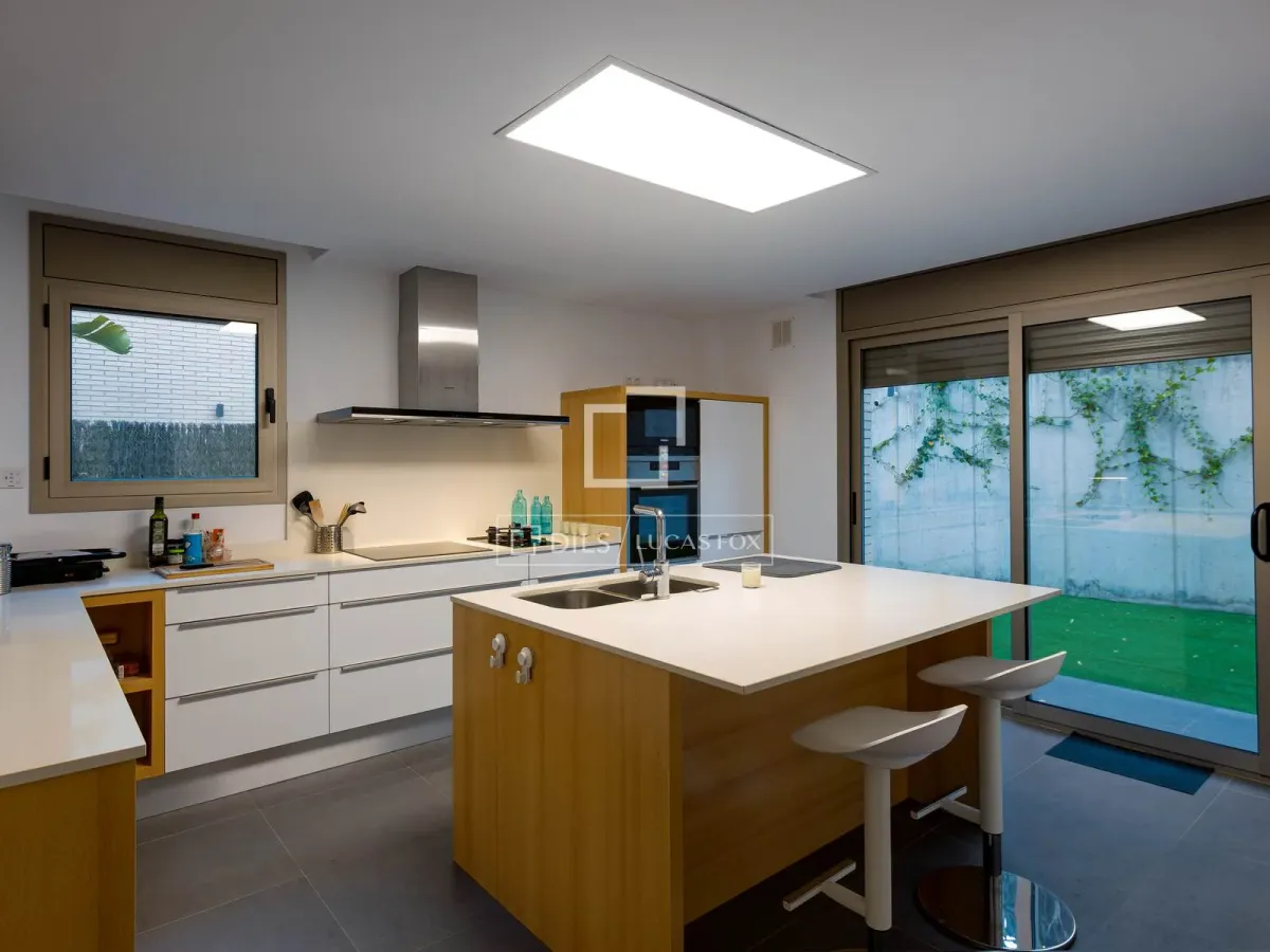 4 Bedroom house / villa for sale in Vilassar de Dalt, Barcelona