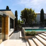 9 Bedroom house / villa with 90m² terrace for sale in Tiana, Barcelona 7