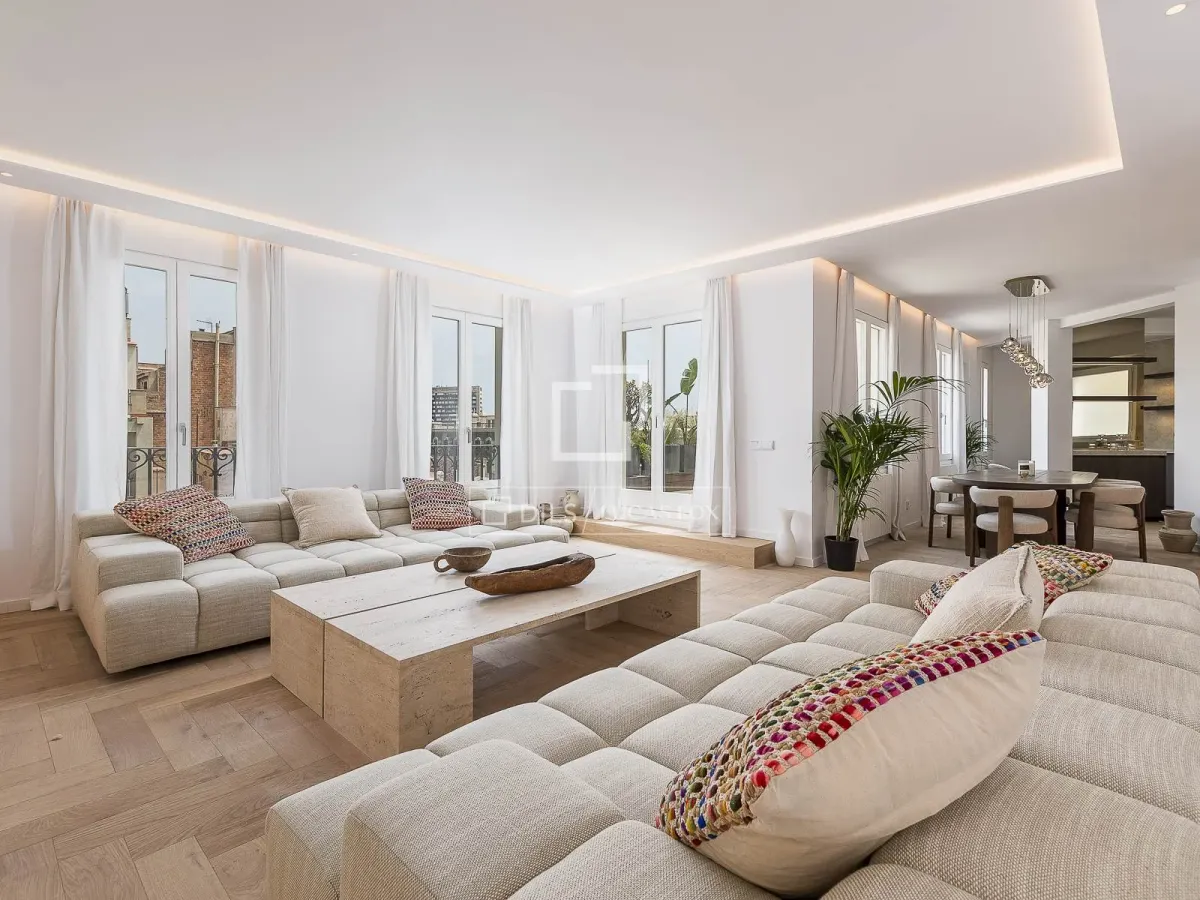 Penthouse for sale in Bcn City, Barcelona