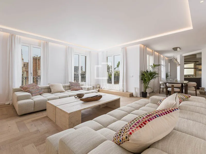 Penthouse for sale in Bcn City, Barcelona