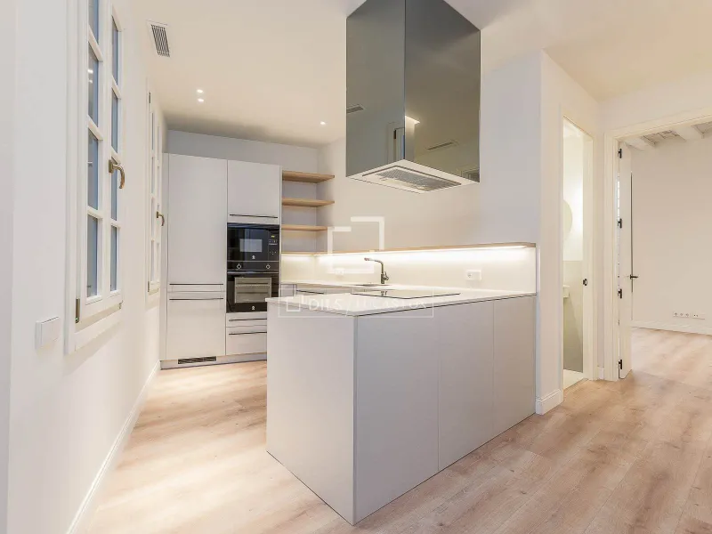 Apartment for sale in Bcn City, Barcelona