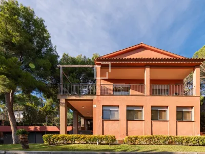 House / Villa for sale in Castelldefels, Barcelona