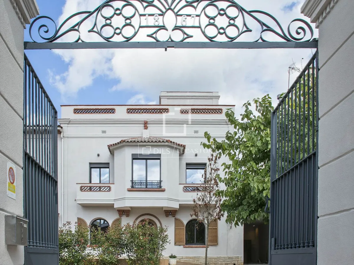 House / Villa for sale in Sant Just, Barcelona