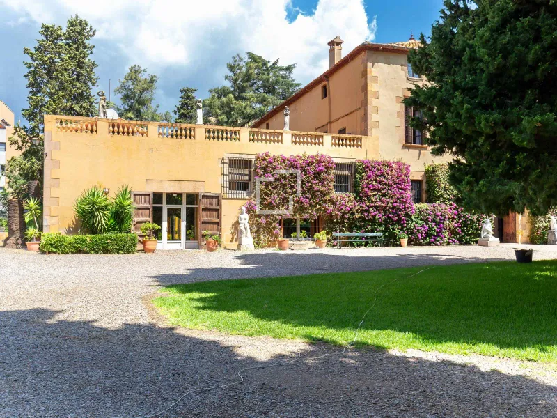 House / Villa for sale in Esplugues, Barcelona