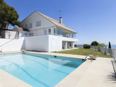 House / Villa for sale in Castelldefels, Barcelona