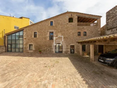 House / Villa for sale in Girona El Girones, Girona
