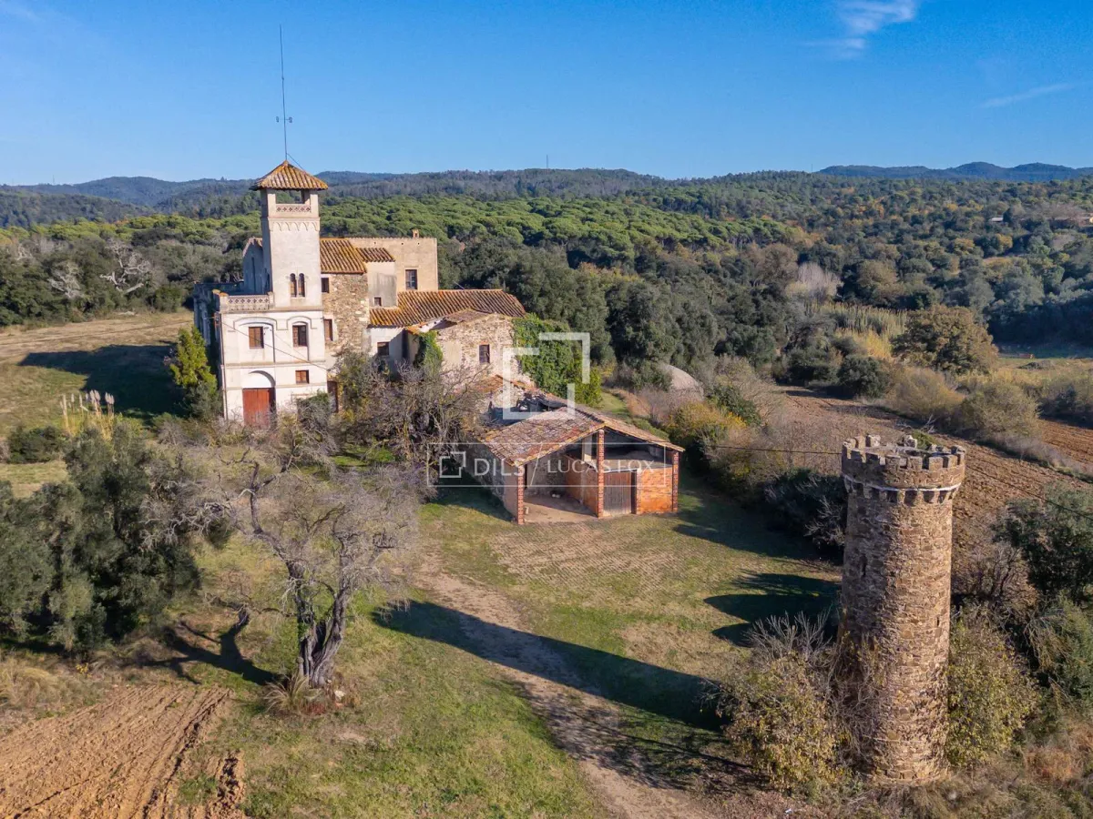 Country House for sale in Girona El Girones, Girona