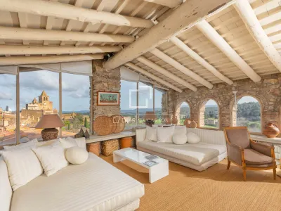 House / Villa for sale in Baix Emporda, Girona